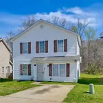 5 Mi To Uptown Charlotte! Family Retreat W/ Yard * Charlotte