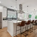 Luxury Build - King Beds - Minutes To Uptown Charlotte