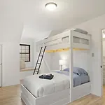 Renovated 5br/3ba W/ Rec Charlotte
