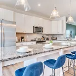 4Br Townhouse King Bed Garage Northlake