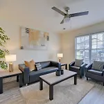 5 Mi To Uptown Charlotte! Family Retreat W/ Yard *