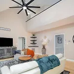 University Grand Estate + Executive Suite