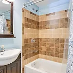 Holiday home 'aag's Comfort Zone' 5 Mi To Uncc! *