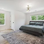 Luxury Build - King Beds - Minutes To Uptown
