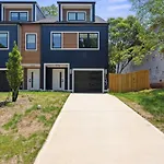 Luxury Build - King Beds - Minutes To Uptown Holiday home Charlotte