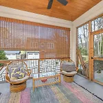 The Hearth House Holiday home Charlotte