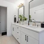 Luxury Build - King Beds - Minutes To Uptown * Charlotte