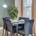 4Br Townhouse King Bed Garage Northlake