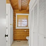 Renovated 5br/3ba W/ Rec *