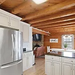 Renovated 5br/3ba W/ Rec Charlotte