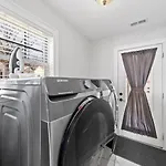 Holiday home Rest And Rally Retreat 5br *
