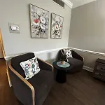 Apartment Quaint Mins To Atrium Health & Panthers Stadium *
