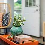 Apartment Optimist Abode 3: <7min To Noda-midwood-uptown *