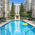 Obsidian 20Ft Glass Wall Sauna & Free Parking