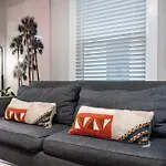 Optimist Abode 2: <7min To Noda-midwood-uptown *