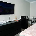 Apartment New Quiet Near Atrium Health With 24-7 Gym *