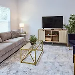 Apartment Southern Charm 2 Modern Sideside Townhomes