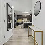 Midtown Gem Steps To Uptown & Queens University