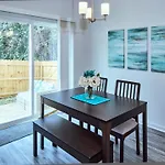 Southern Charm 2 Modern Sideside Townhomes