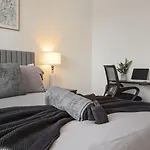 Blue Haven - Pool, Views, Free Parking Charlotte