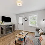 Optimist Abode 2: <7Min To Noda-Midwood-Uptown