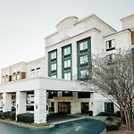 The Beacon Airport By Ihg Charlotte