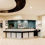 The Beacon Airport By Ihg Charlotte