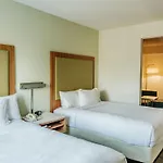 Hotel The Beacon Airport By Ihg 3*