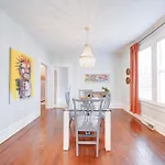 Retro 1br In Elizabeth With Porch & Eclectic Design Holiday home Charlotte