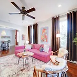 Retro 1br In Elizabeth With Porch & Eclectic Design Charlotte