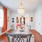 Retro 1br In Elizabeth With Porch & Eclectic Design