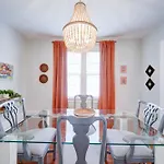 Retro 1br In Elizabeth With Porch & Eclectic Design