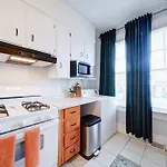 Retro 1br In Elizabeth With Porch & Eclectic Design Charlotte