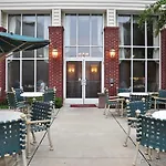 Homewood By Hilton Airport