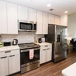 Apartment Uptown Furnished Near Boa Stadium Apts