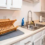Upscale 2 Queen Beds-2 Bath In Unc Charlotte Charlotte Speedway Area