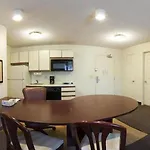 Hotel Mainstay - Executive Park Charlotte