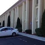 Baymont By Wyndham Charlotte-Airport Coliseum