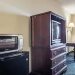 Hotel Quality Airport-near Uptown