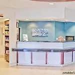 Hotel The Beacon Airport By Ihg 3*