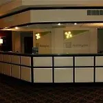 Hotel Airport By Ihg 3*