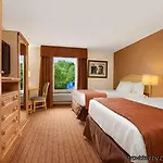 Hotel Baymont By Wyndham Charlotte-airport Coliseum Charlotte