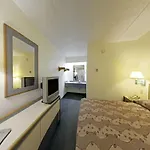 Days By Wyndham Charlotte