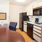 Hotel Sonesta Simply 3*