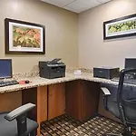Hotel Express By Marriott South End
