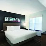 Hotel Towneplace By Marriott Loso Airport