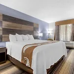 Quality Airport-near Uptown 2*