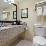Quality Airport-near Uptown 2* Charlotte