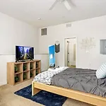 Trifecta Loft Uptown Clt Superhost Apartment *