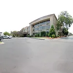 Hotel Express By Marriott South End 3*